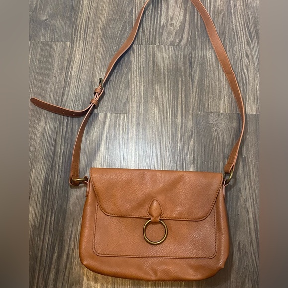 Universal Thread Crossbody - Picture 3 of 8